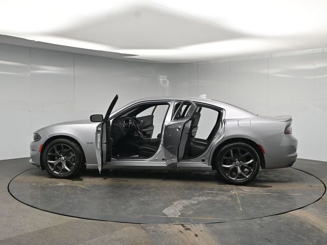 Used 2018 Dodge Charger R/T w/ Plus Group image 46