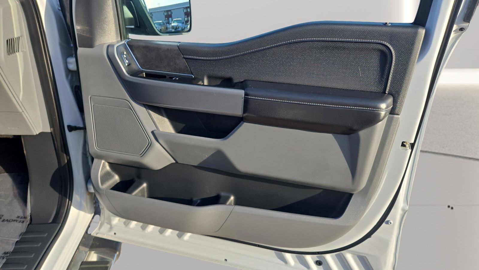 Certified 2025 Ford F150 XLT w/ Equipment Group 301A Standard image 16