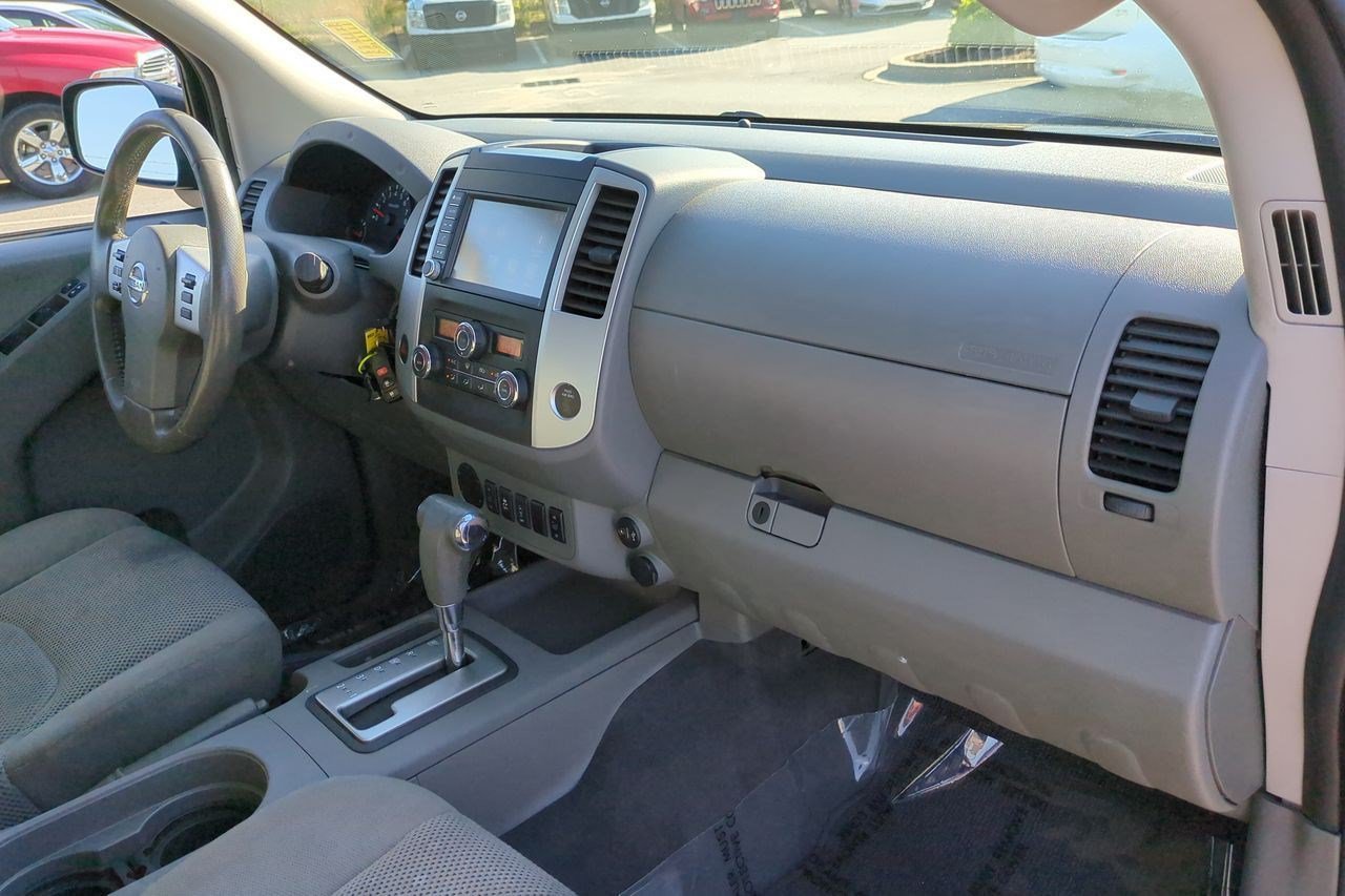 Used 2019 Nissan Frontier SV w/ Value Truck Package RWD image 41
