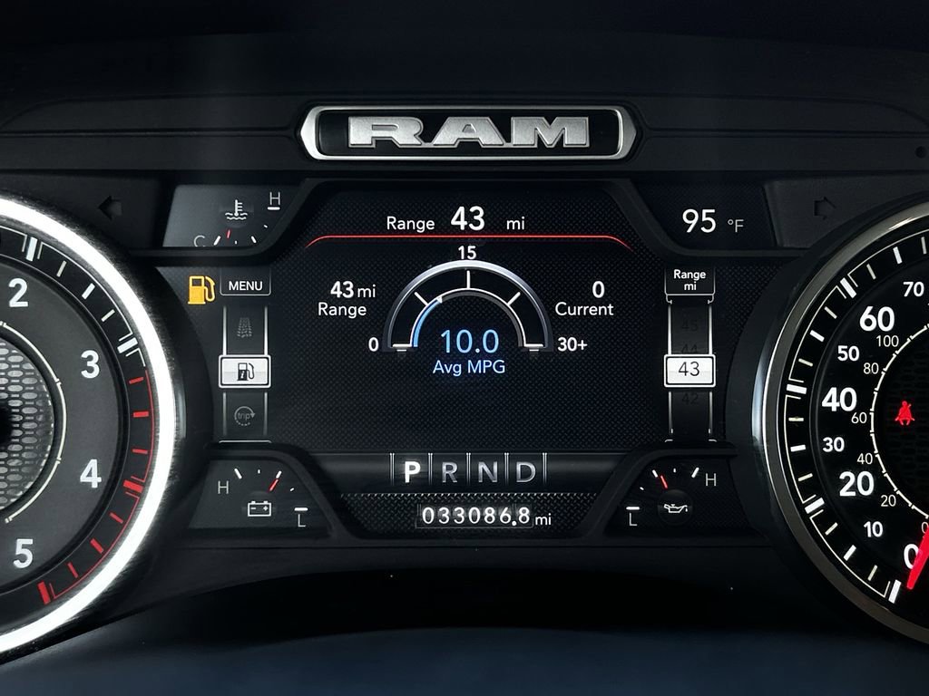 Used 2024 RAM 2500 Laramie AWD/4WD image 17