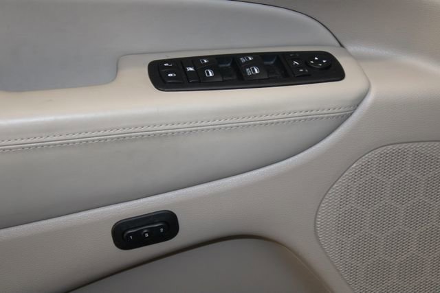 Used 2021 Jeep Grand Cherokee Overland AWD/4WD image 14