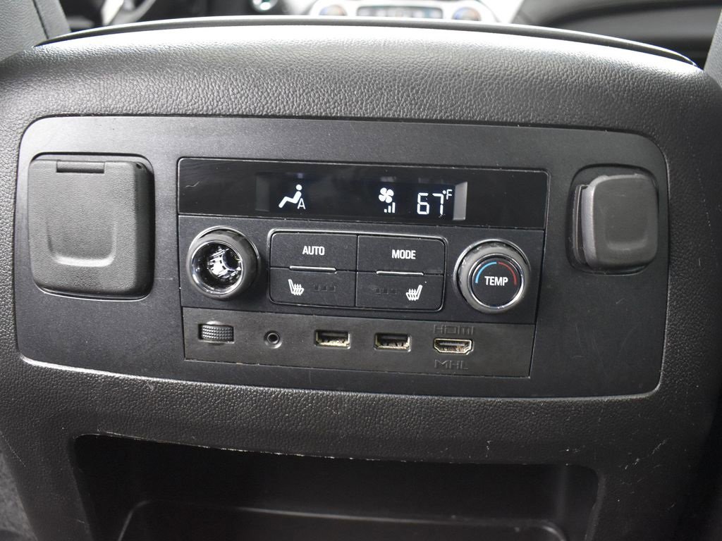 Used 2019 Chevrolet Suburban Premier image 29