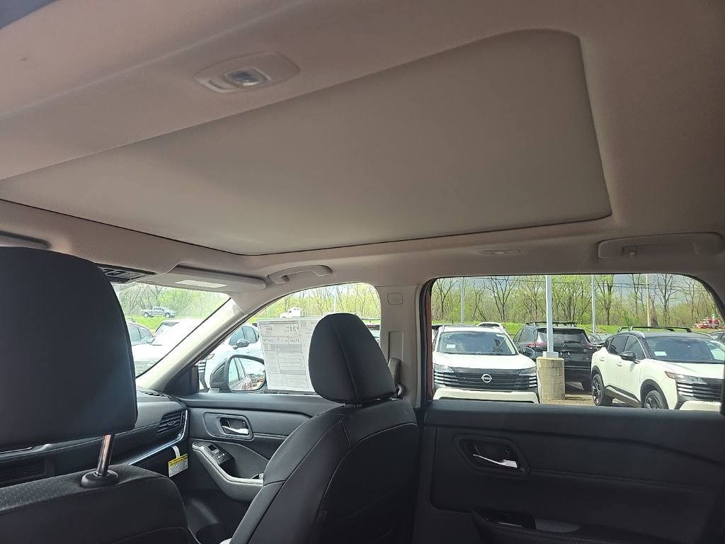 New 2026 Nissan Rogue SV image 14