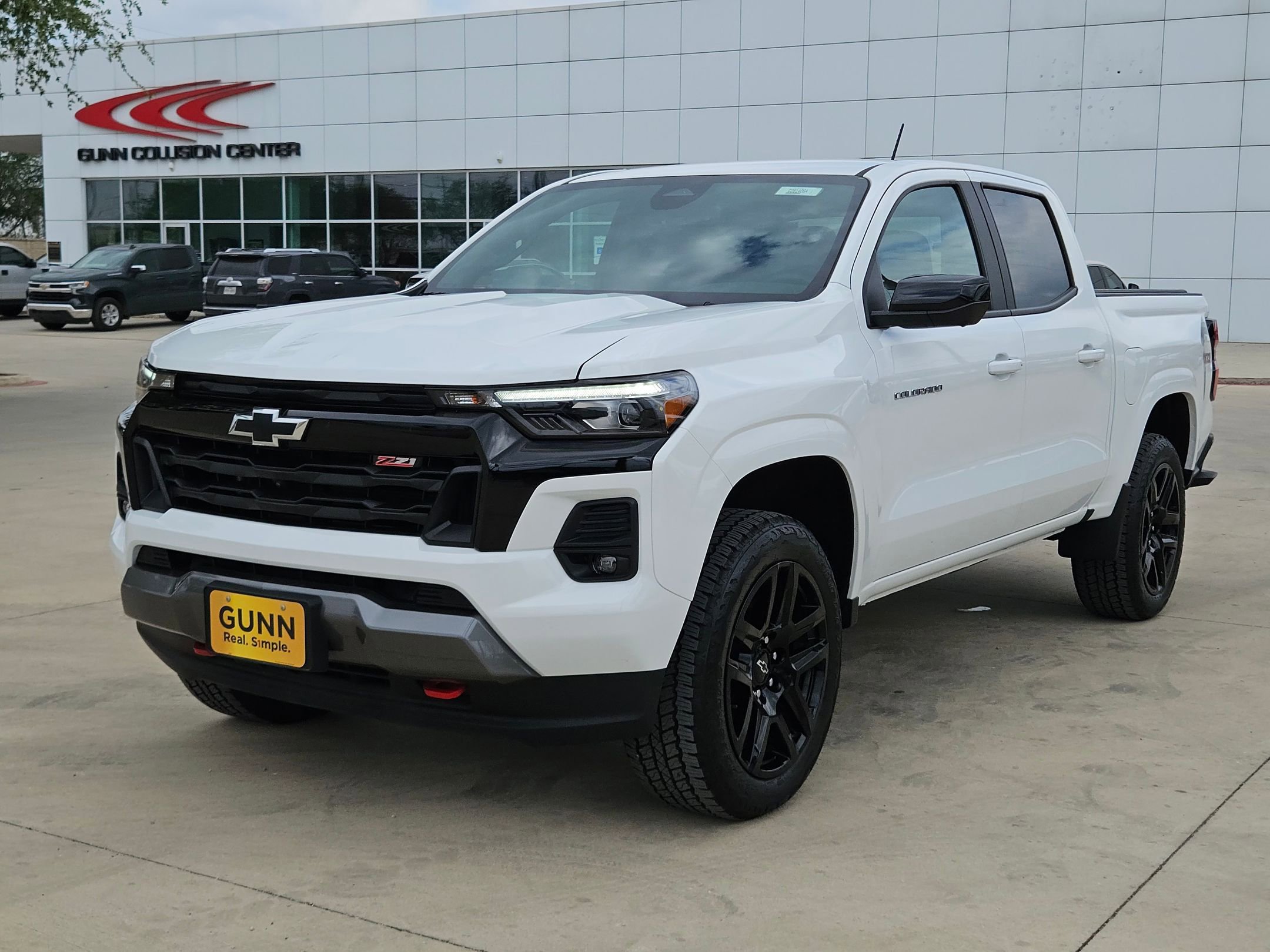 Certified 2025 Chevrolet Colorado Z71 w/ Technology Package AWD/4WD image 7