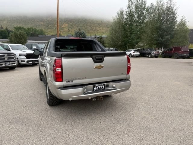 Used 2008 Chevrolet Avalanche LT w/ LT Preferred Equipment Group AWD/4WD image 12