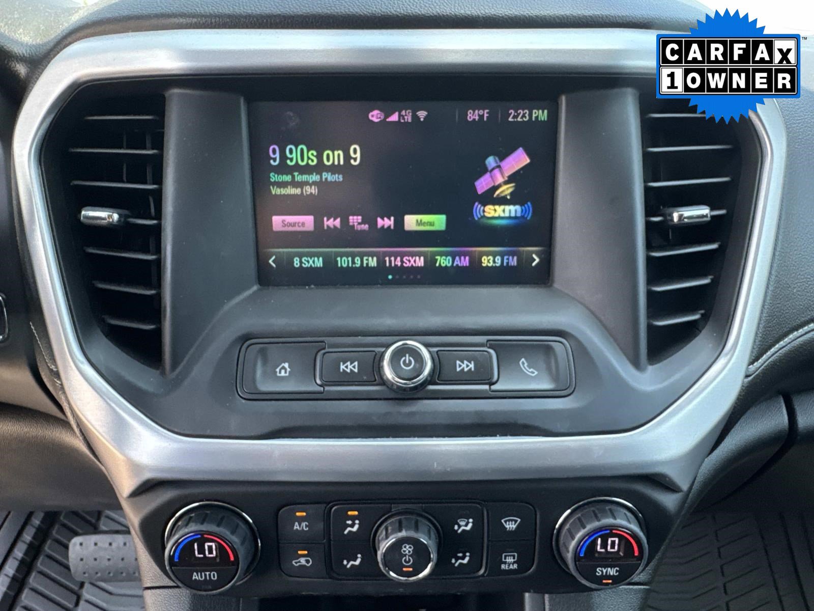 Used 2017 GMC Acadia SLE w/ Driver Alert Package I AWD/4WD image 26