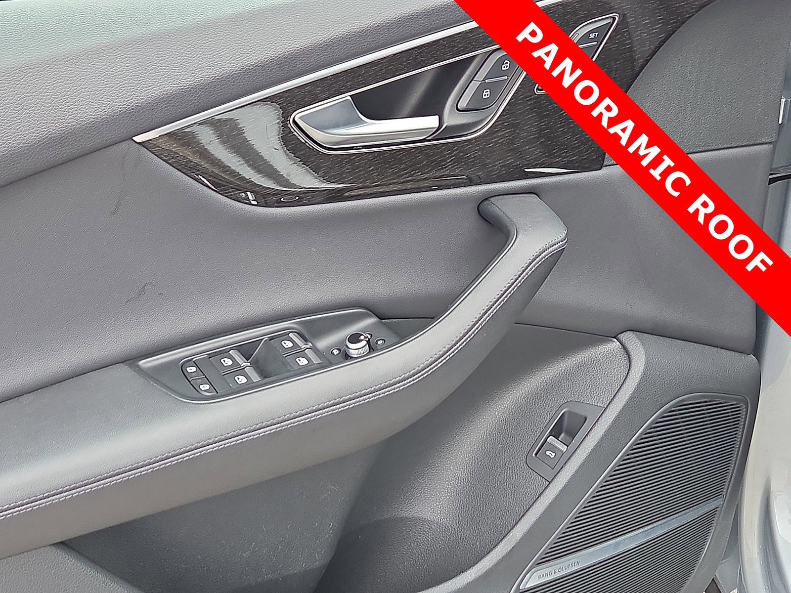 Used 2023 Audi Q7 Premium Plus image 14