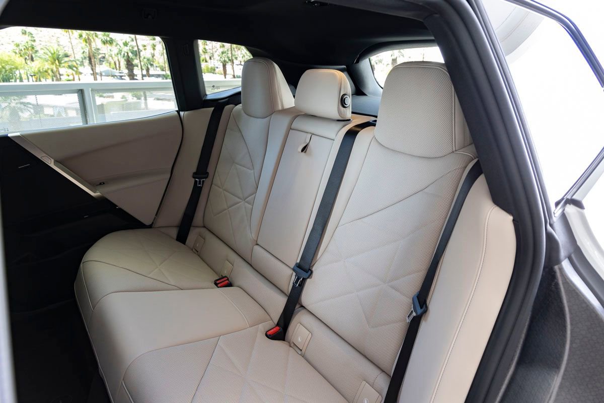 New 2026 BMW iX xDrive45 image 21