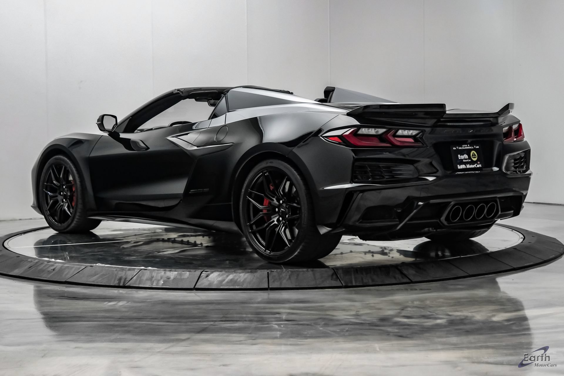 Used 2026 Chevrolet Corvette Z06 RWD image 12
