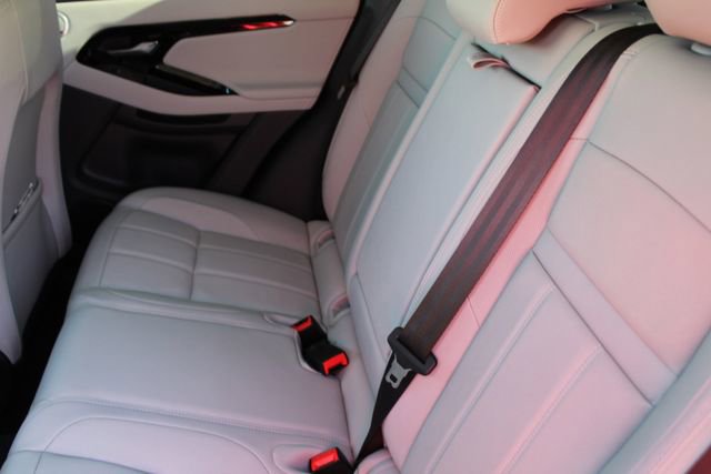 Used 2025 Land Rover Range Rover Evoque S image 5