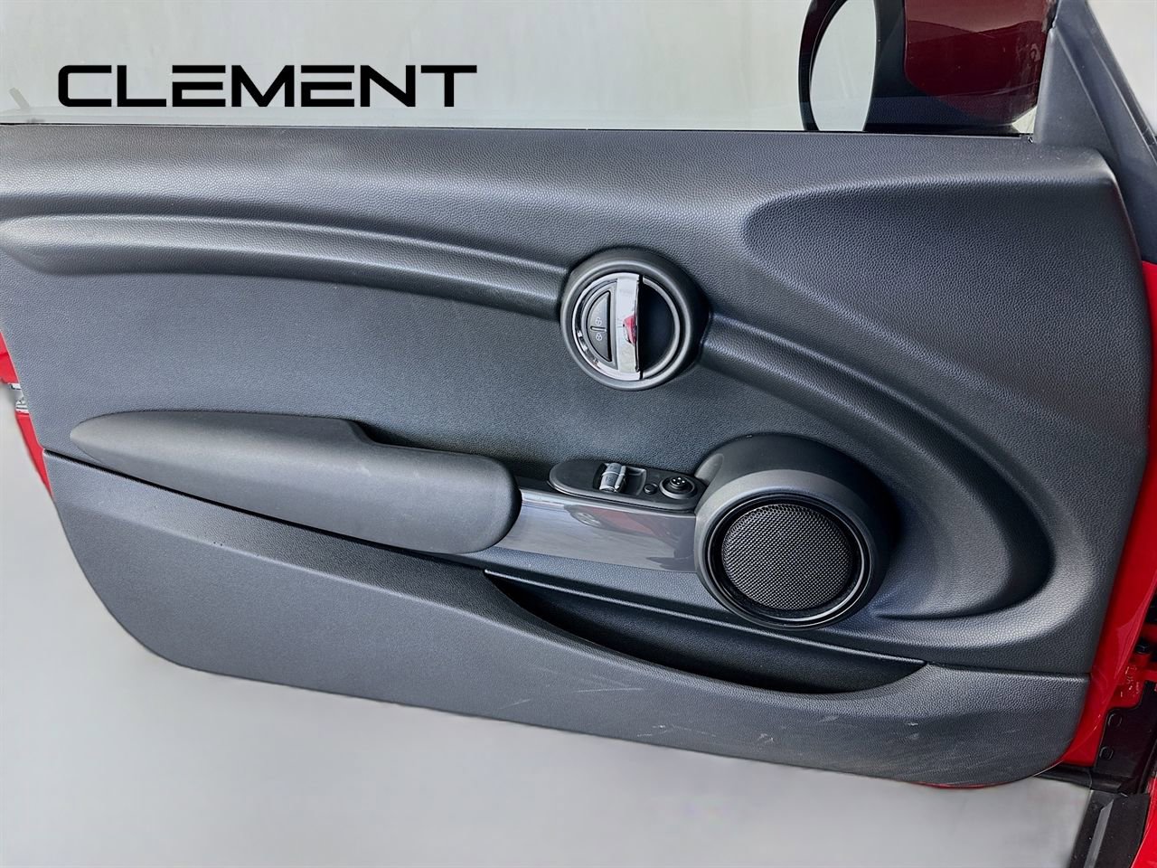 Used 2020 MINI Cooper 2-Door Hardtop image 26