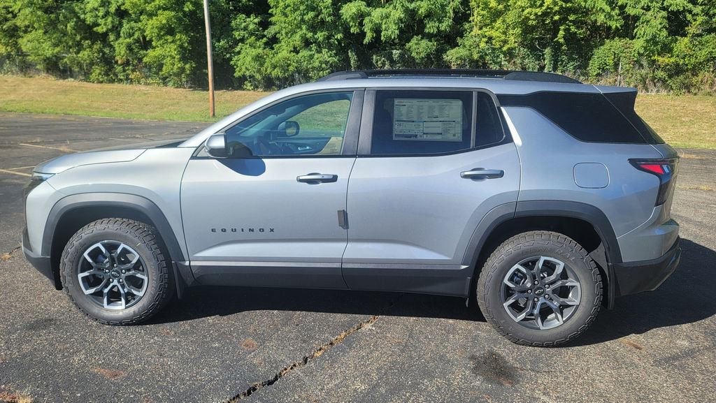 New 2026 Chevrolet Equinox ACTIV w/ Convenience Package III image 7