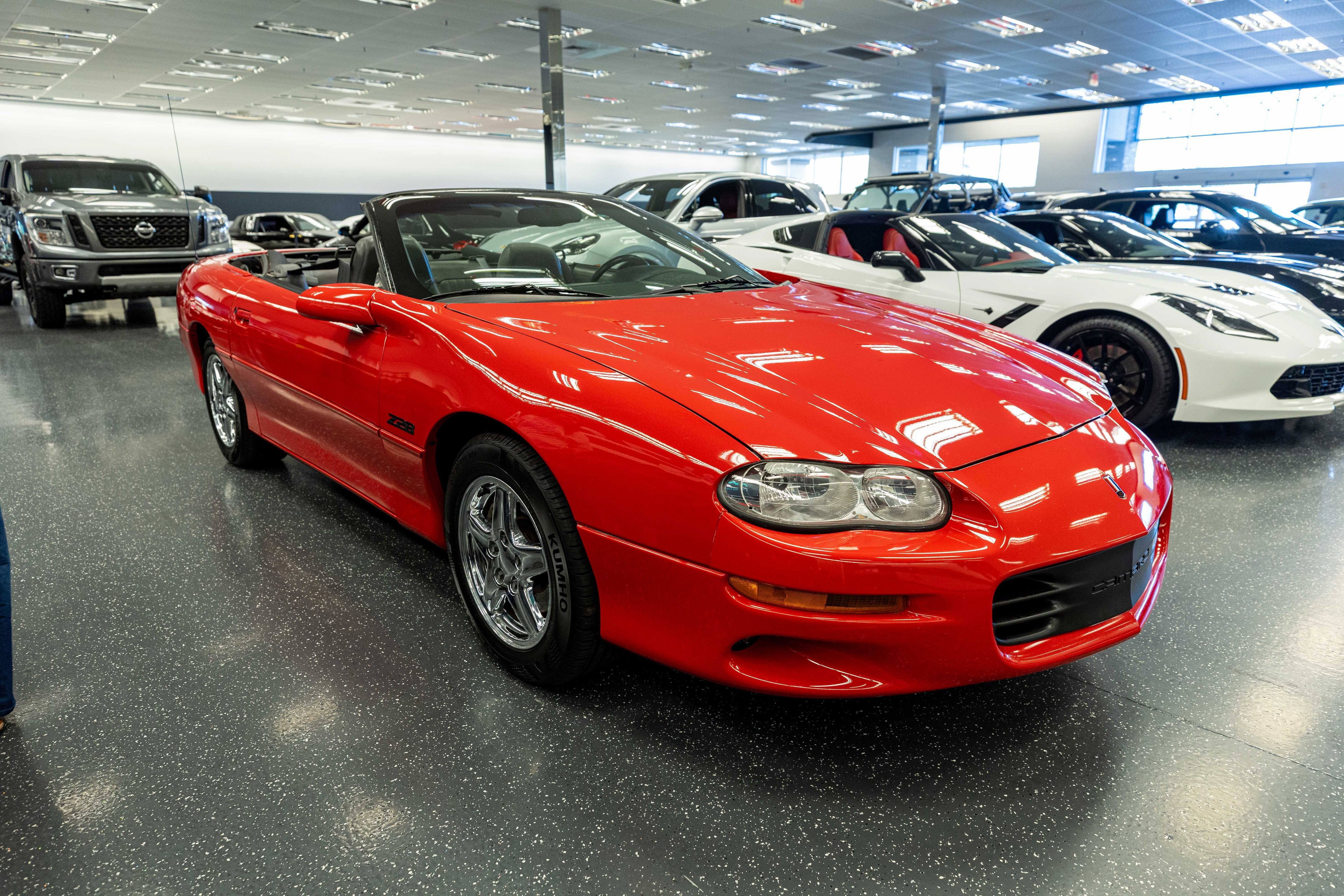 Used 1998 Chevrolet Camaro Z28 RWD image 15