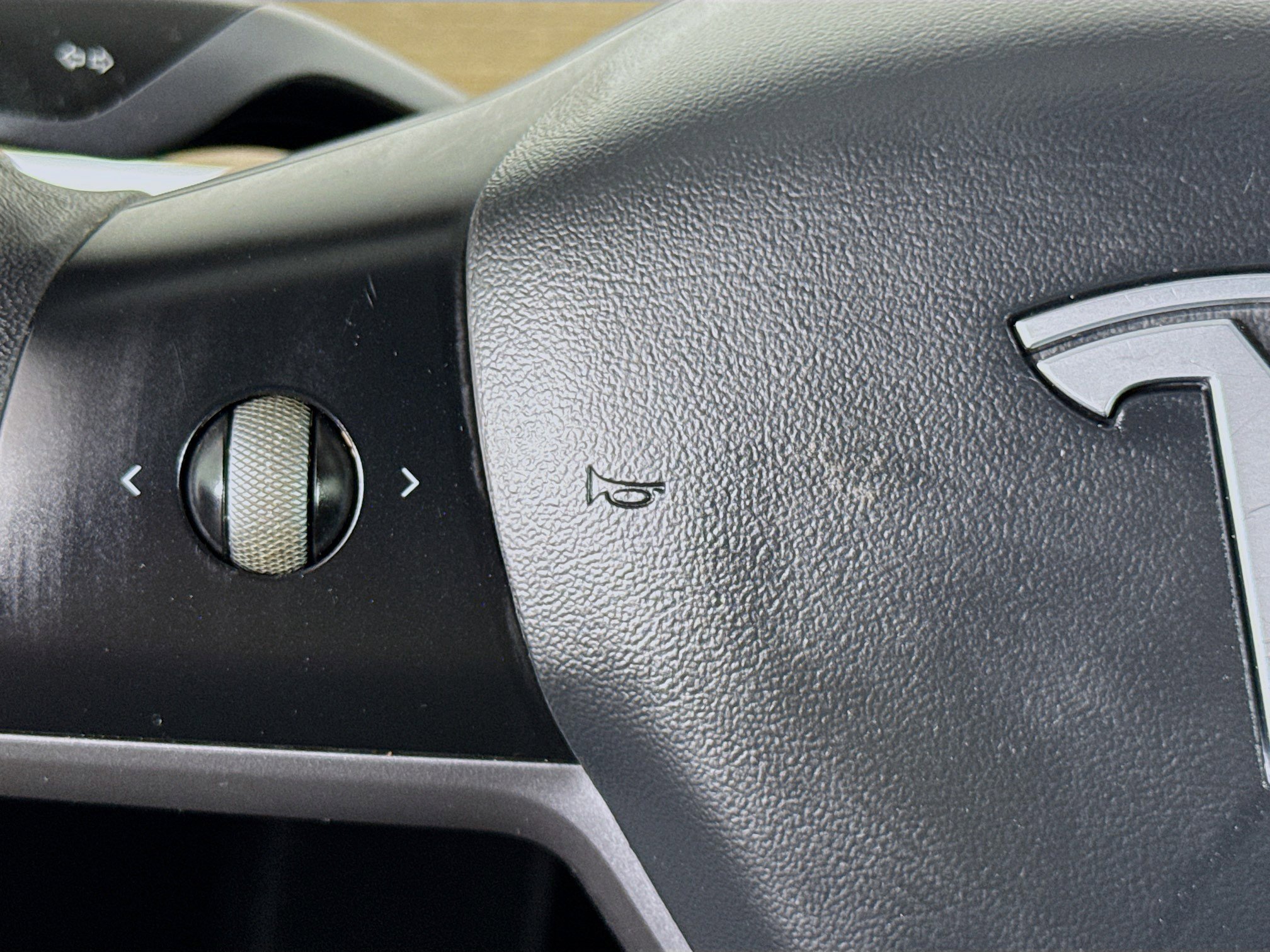 Used 2021 Tesla Model 3 Standard Range image 13