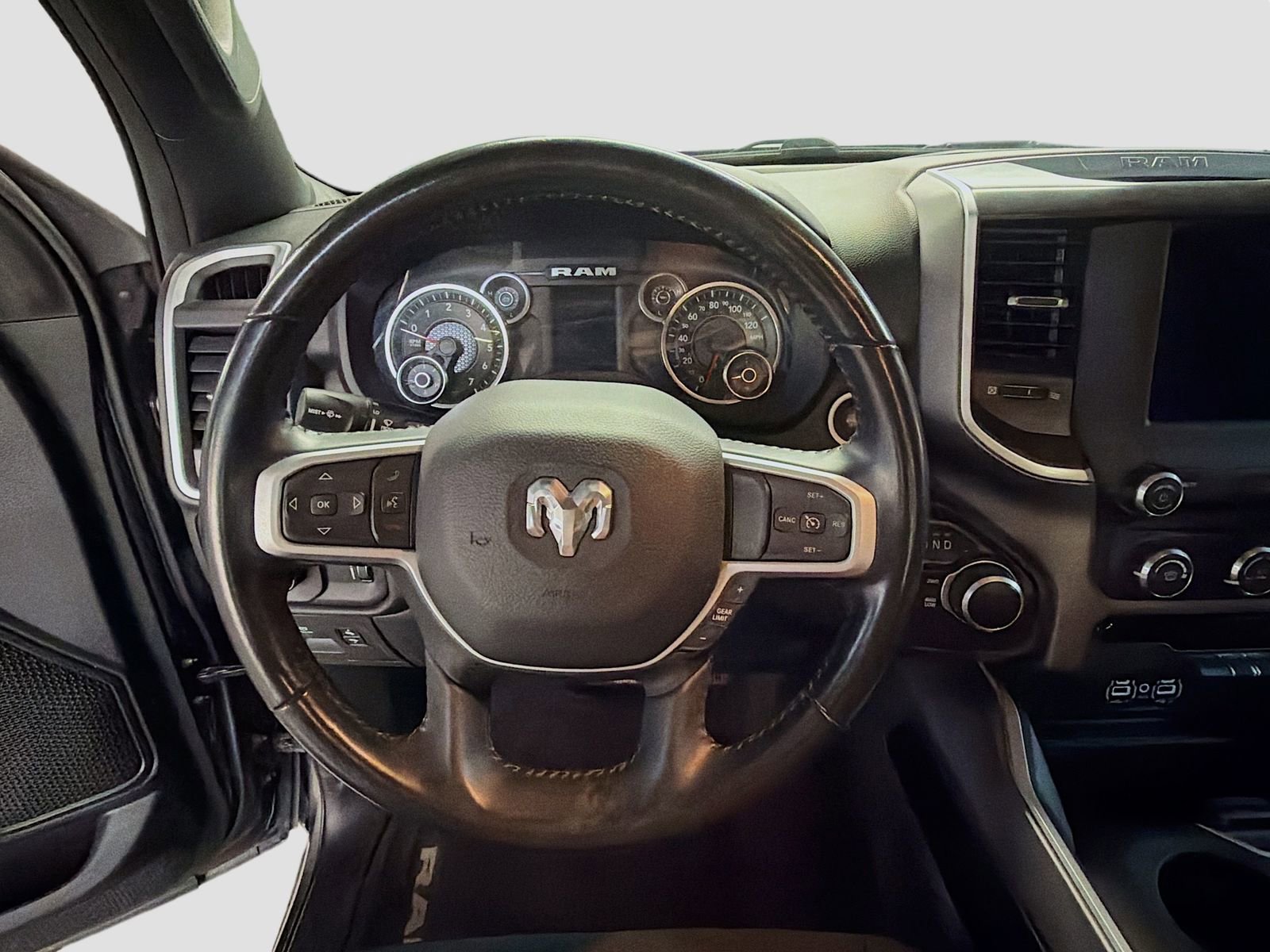 Used 2022 RAM 1500 Big Horn image 11