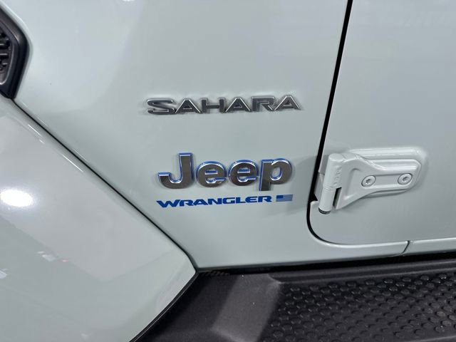 Used 2023 Jeep Wrangler Unlimited Sahara w/ Cold Weather Group image 10