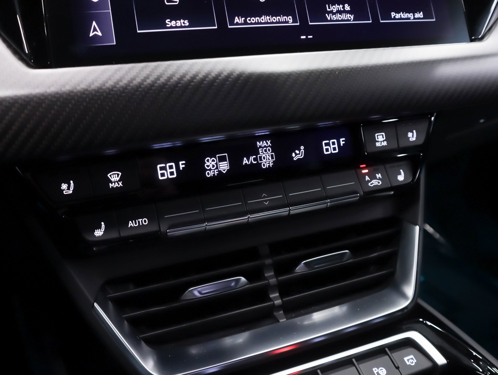 Used 2024 Audi RS e-tron GT w/ Carbon Performance Package image 25