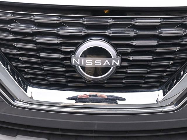Used 2023 Nissan Rogue S image 28