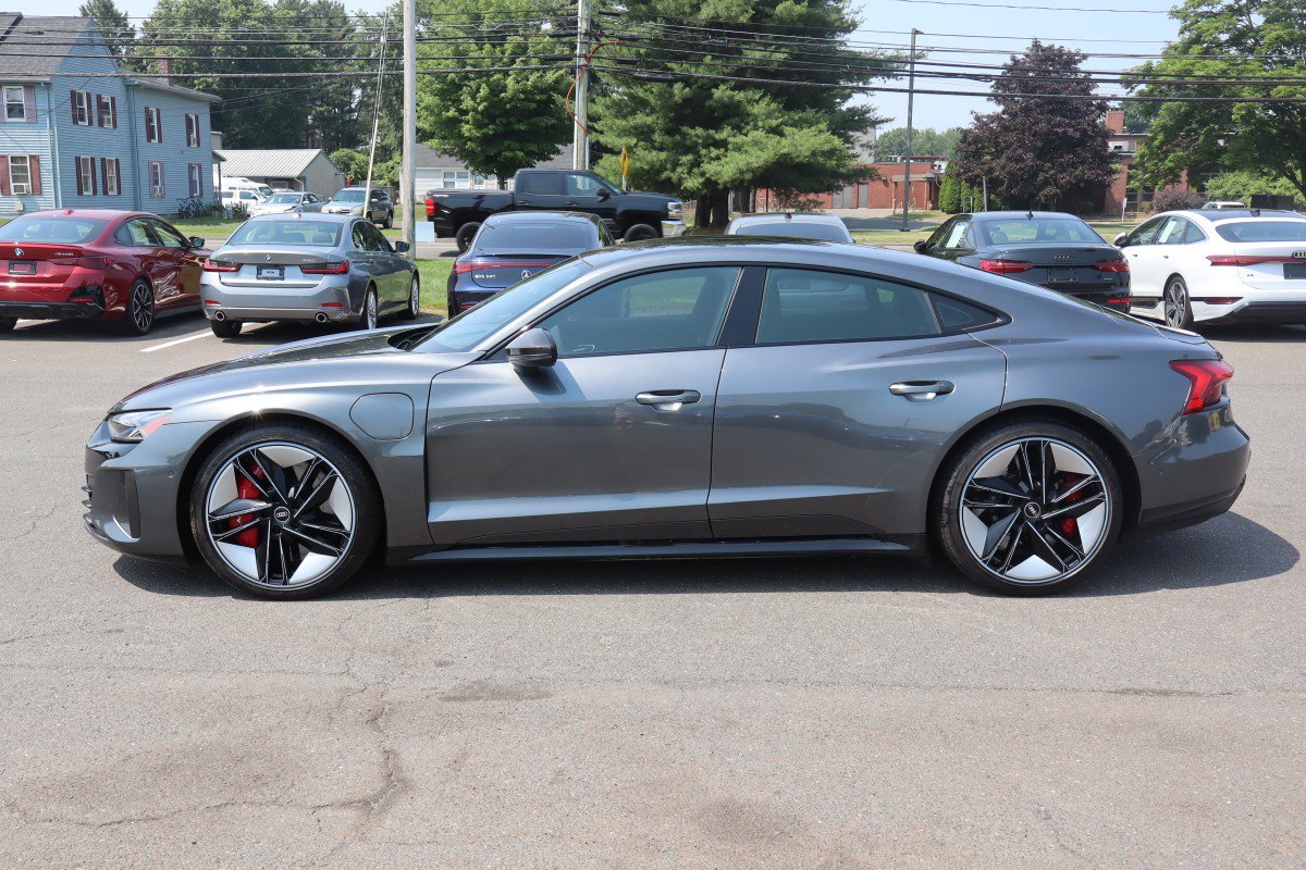 Used 2022 Audi RS e-tron GT w/ Year 1 Package AWD/4WD image 9