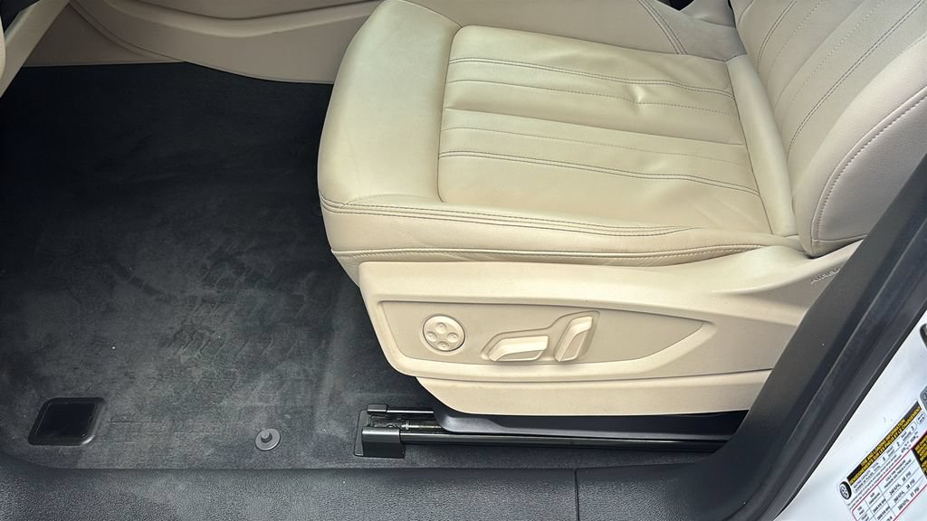 Used 2022 Audi Q5 2.0T Premium Plus AWD/4WD image 26