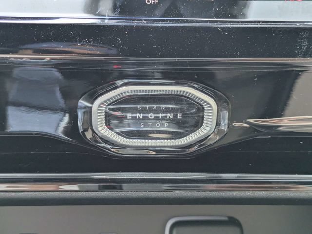 New 2026 Jeep Grand Cherokee Limited w/ Trailer Tow Package AWD/4WD image 30