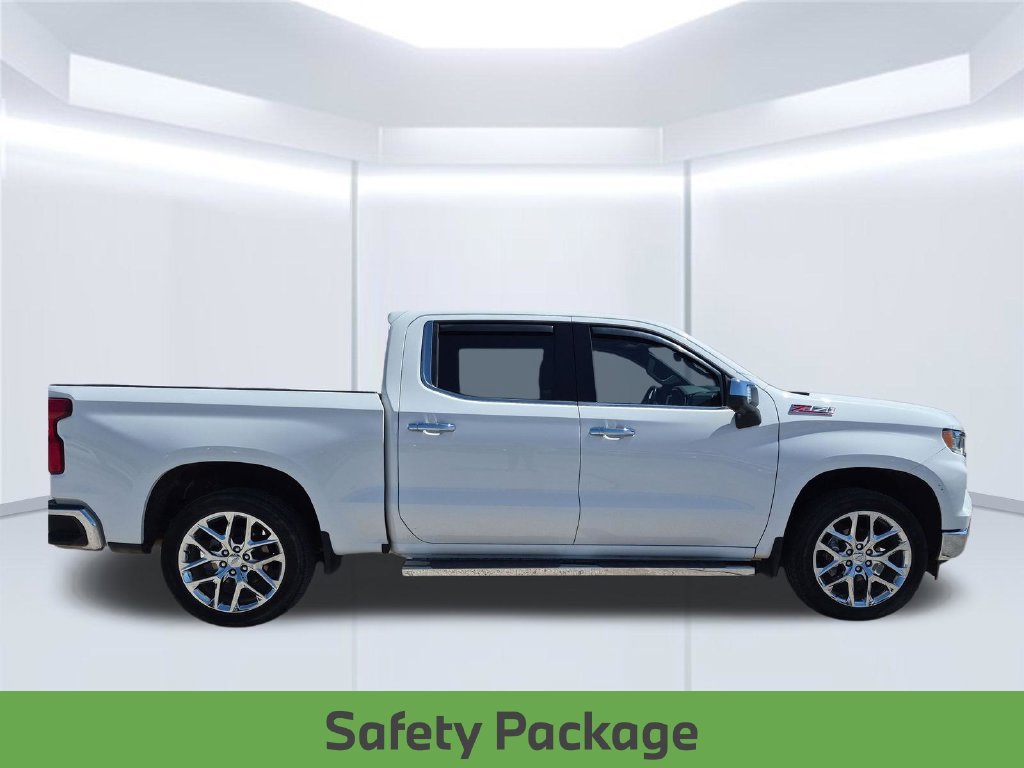 Used 2023 Chevrolet Silverado 1500 LTZ w/ Technology Package AWD/4WD image 8