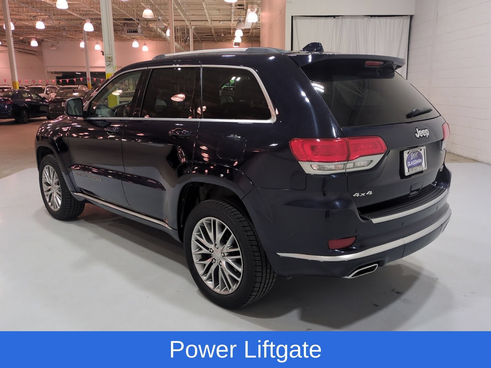 Used 2018 Jeep Grand Cherokee Summit AWD/4WD image 6