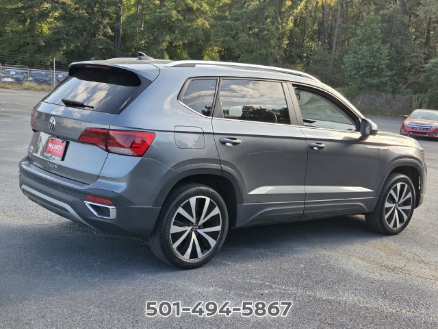 Used 2022 Volkswagen Taos SE FWD image 5