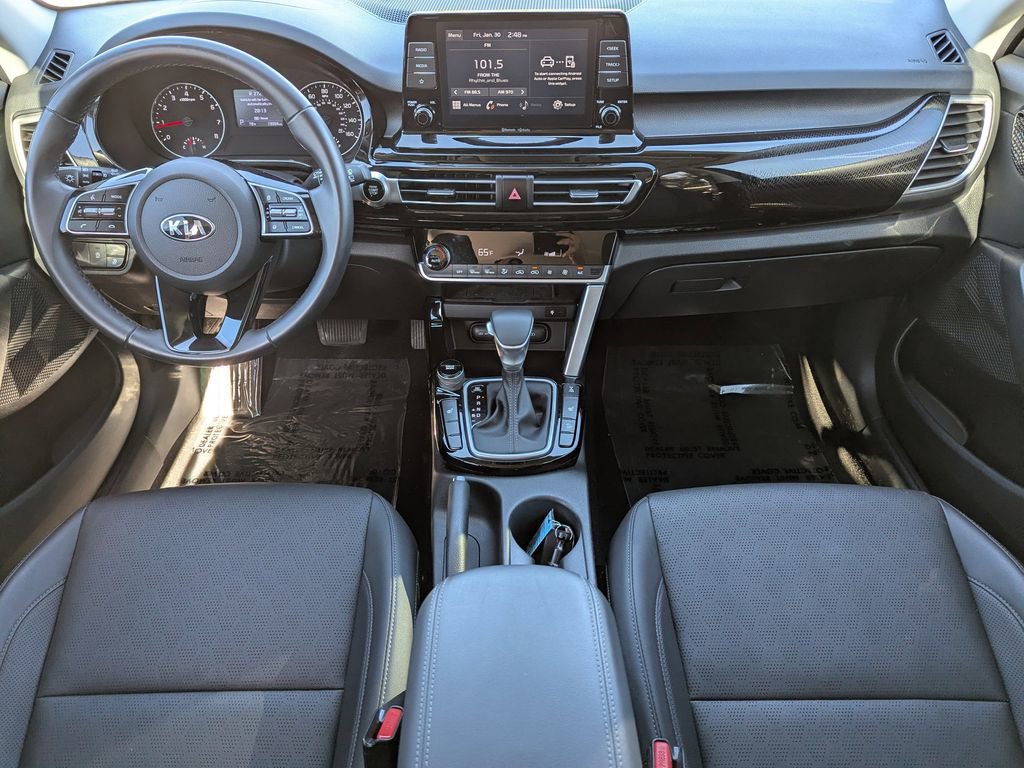 Certified 2021 Kia Seltos EX image 10