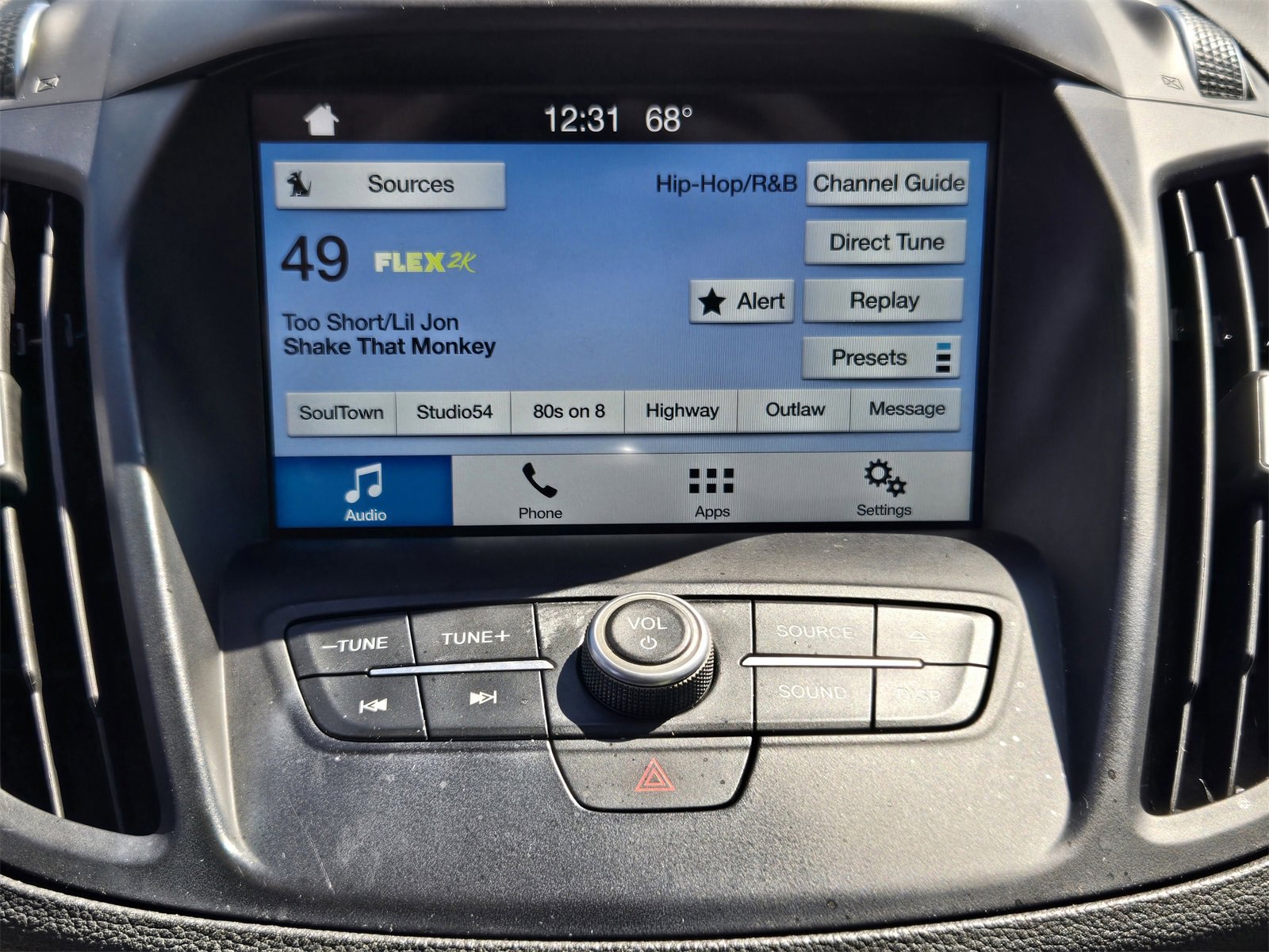 Used 2017 Ford Escape SE w/ Equipment Group 201A image 17