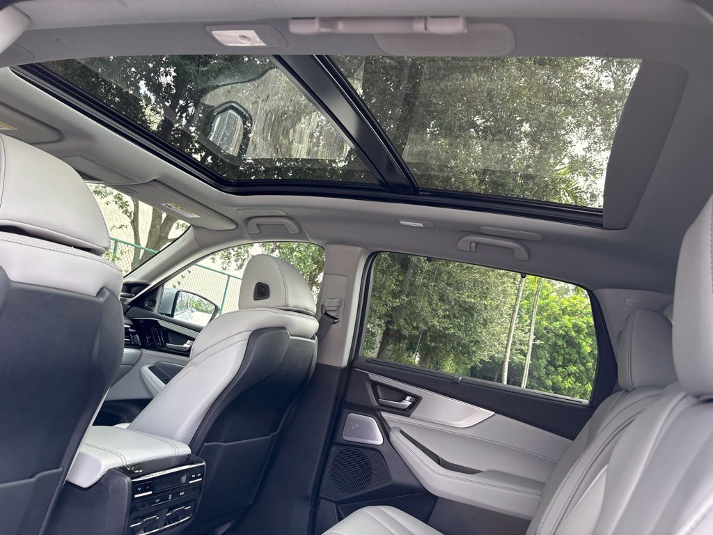 New 2026 Acura MDX w/ Technology Package FWD image 21