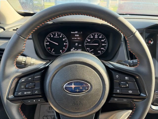 Used 2024 Subaru Crosstrek 2.5i Limited w/ Crosstrek Mirror Package AWD/4WD image 11