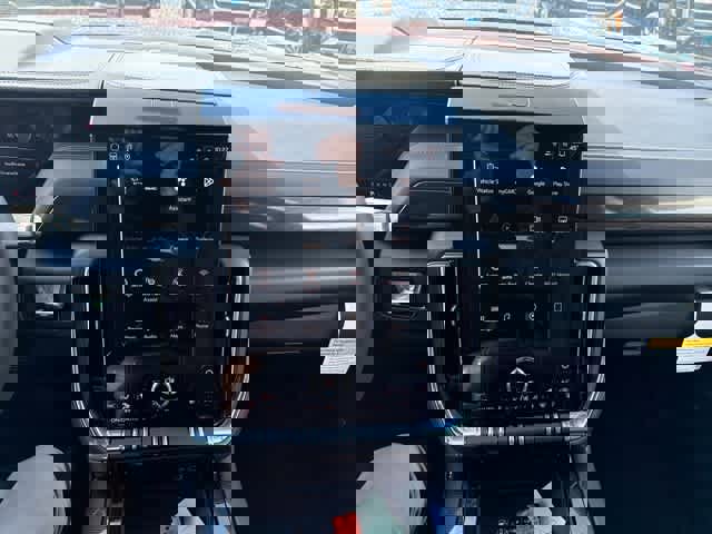 New 2026 GMC Yukon Elevation image 21