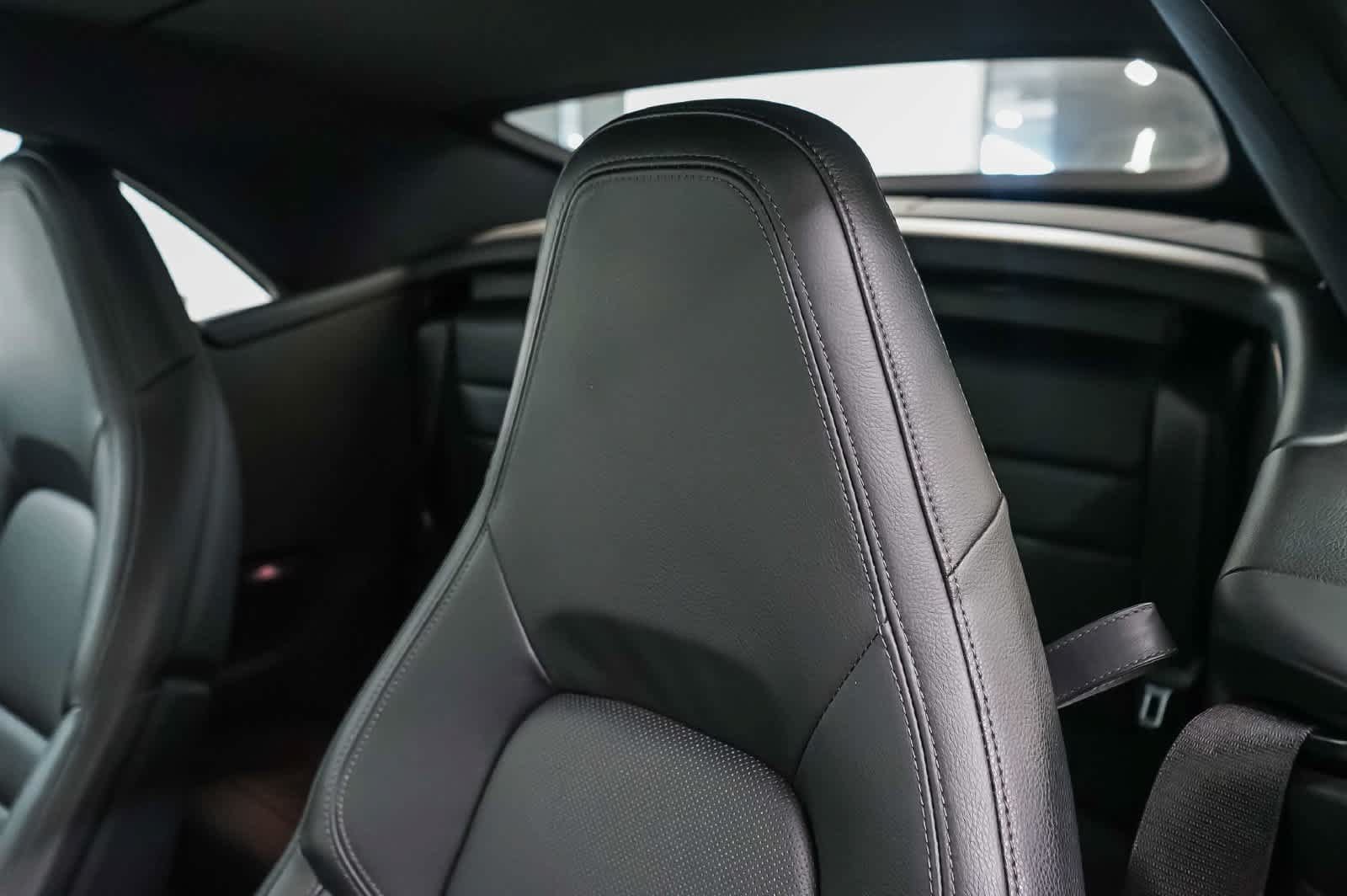Certified 2025 Porsche 911 Carrera RWD image 27