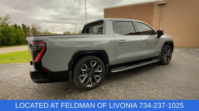 Used 2024 GMC Sierra EV Denali AWD/4WD image 8