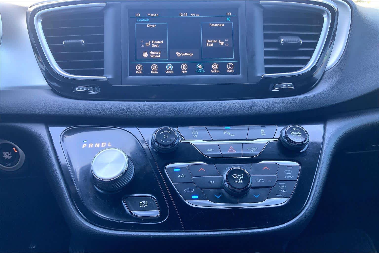 Used 2020 Chrysler Pacifica Touring w/ S Appearance Package FWD image 27