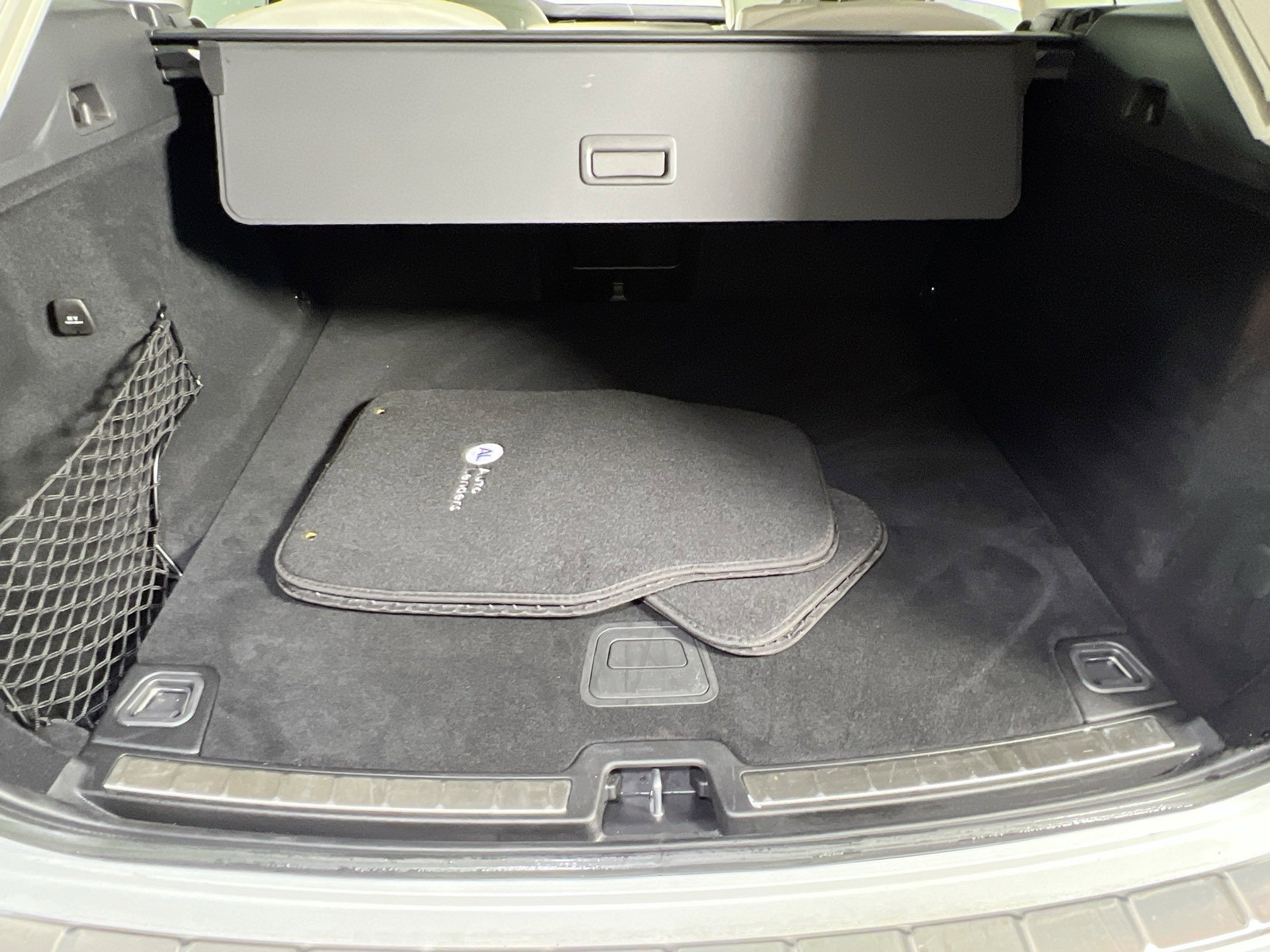 Used 2022 Volvo XC60 B5 Momentum w/ Advanced Package image 25