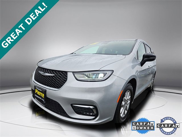 Used 2024 Chrysler Pacifica Touring-L image 1