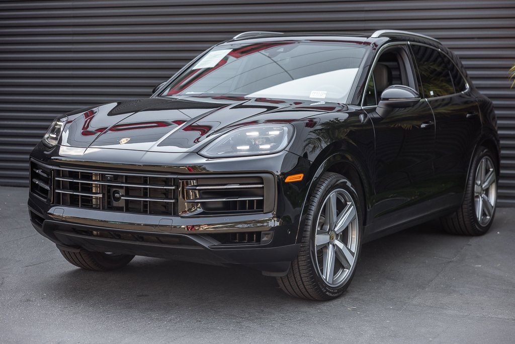 Certified 2024 Porsche Cayenne