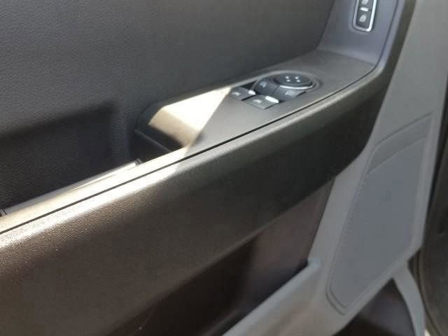 New 2025 Ford F550 4x4 Regular Cab Super Duty image 16