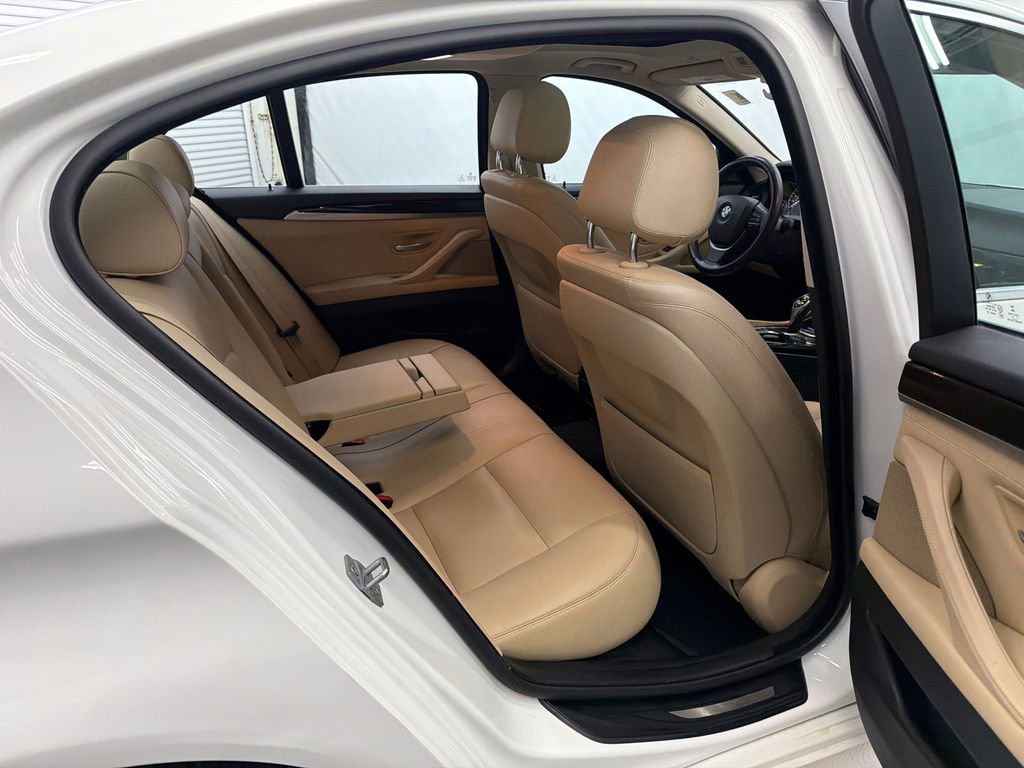 Used 2016 BMW 535i Sedan image 16