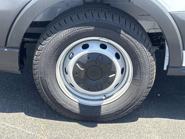 New 2026 Ford Transit 150 148 Medium Roof RWD image 33
