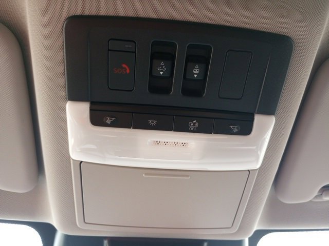 Certified 2025 Nissan Rogue SV w/ SV Premium Package image 23