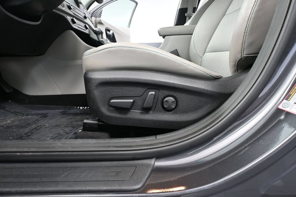 Used 2019 Kia Niro EX FWD image 20