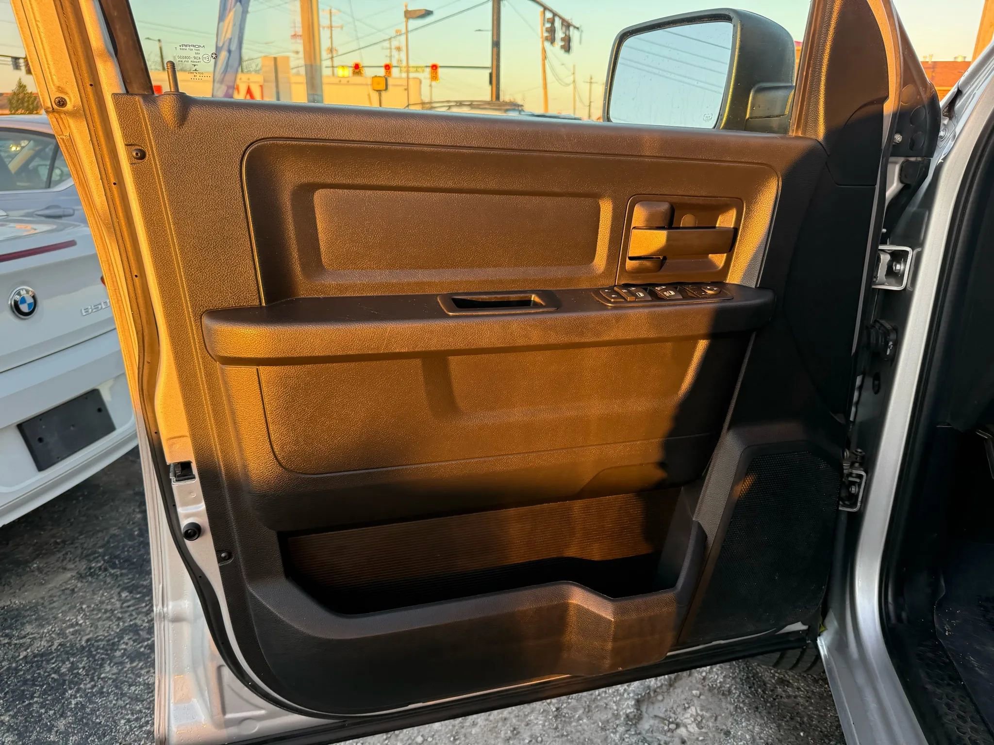 Used 2016 RAM 1500 Express image 10