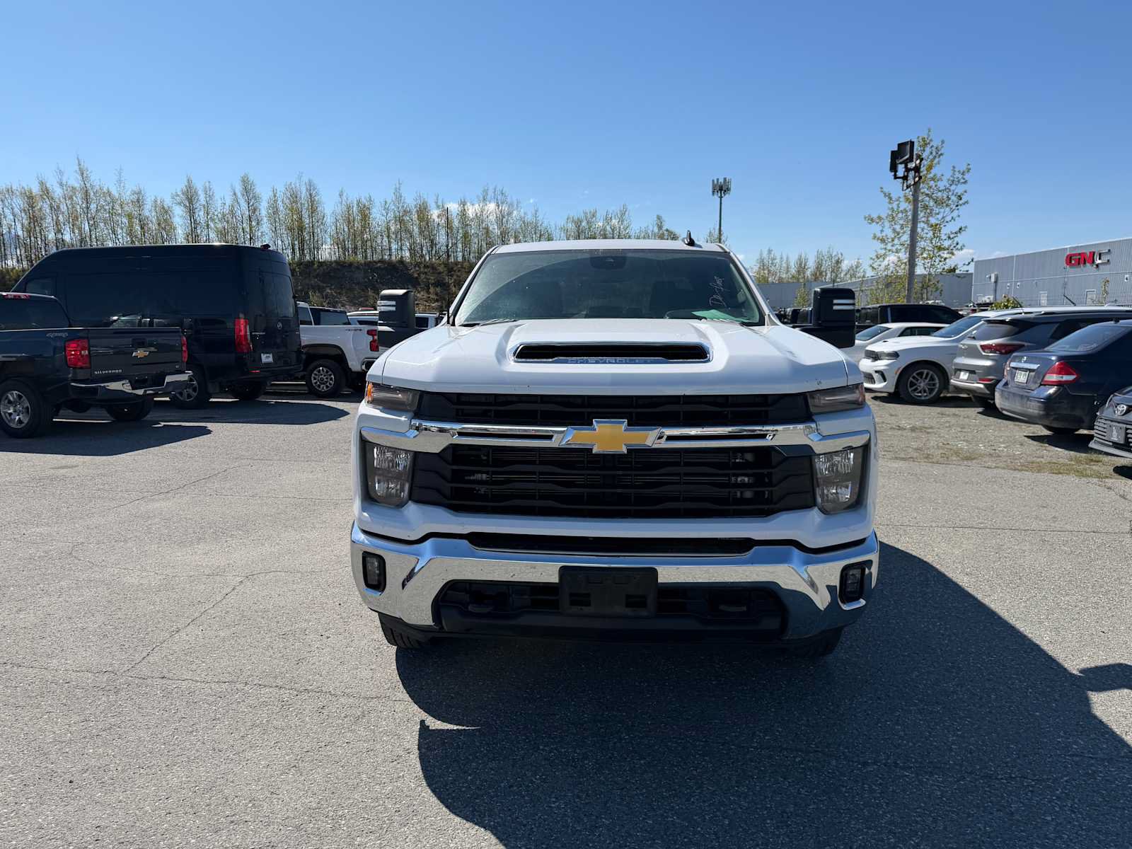 Used 2025 Chevrolet Silverado 2500 LT w/ Convenience Package AWD/4WD image 4