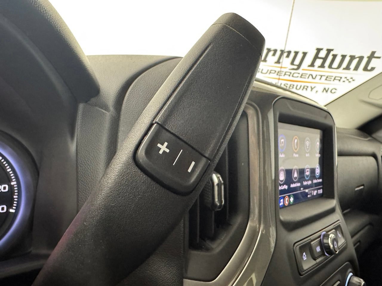 Used 2025 Chevrolet Silverado 1500 Custom AWD/4WD image 24