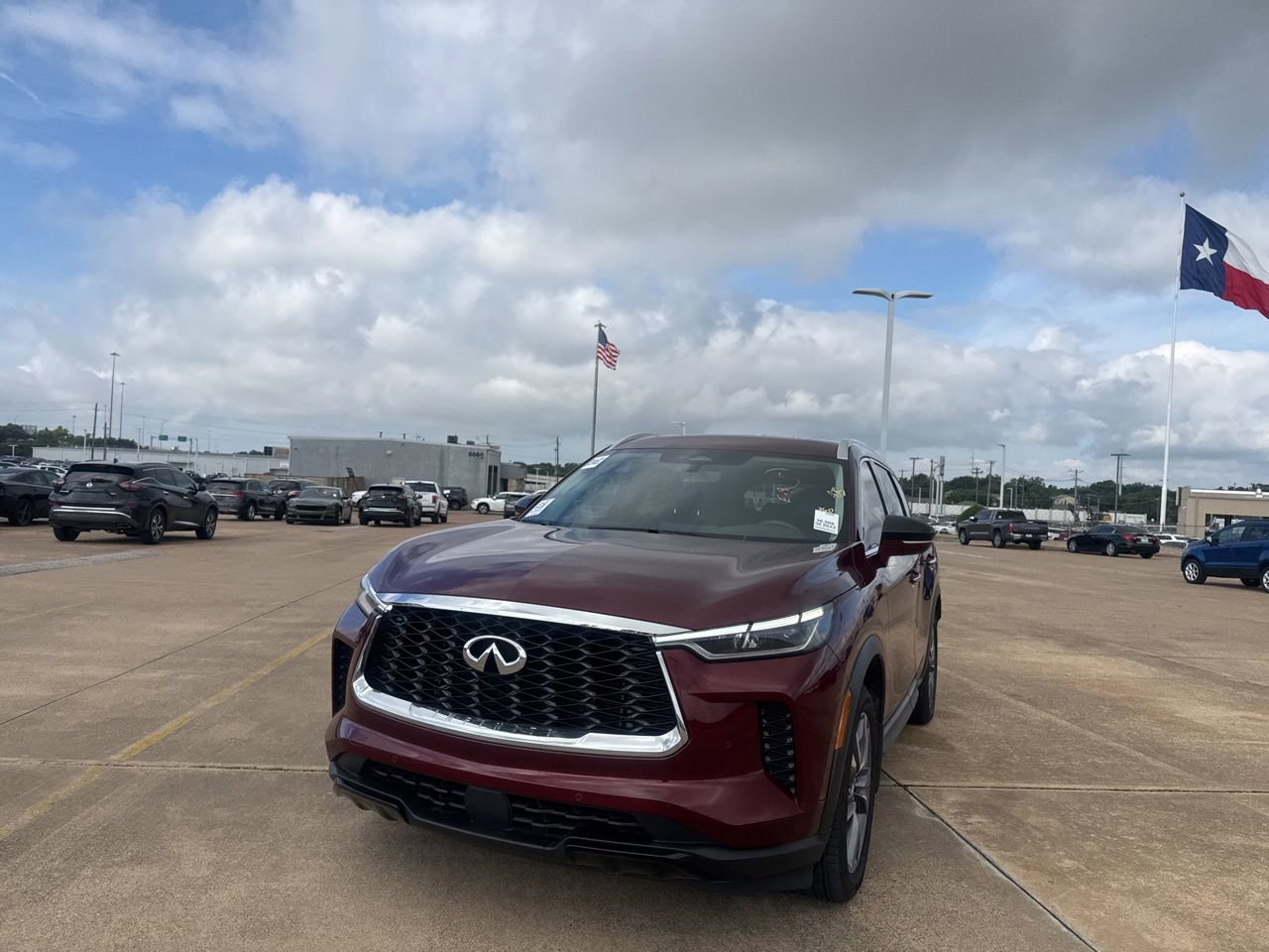Used 2023 INFINITI QX60 Luxe w/ Cargo Package FWD image 6
