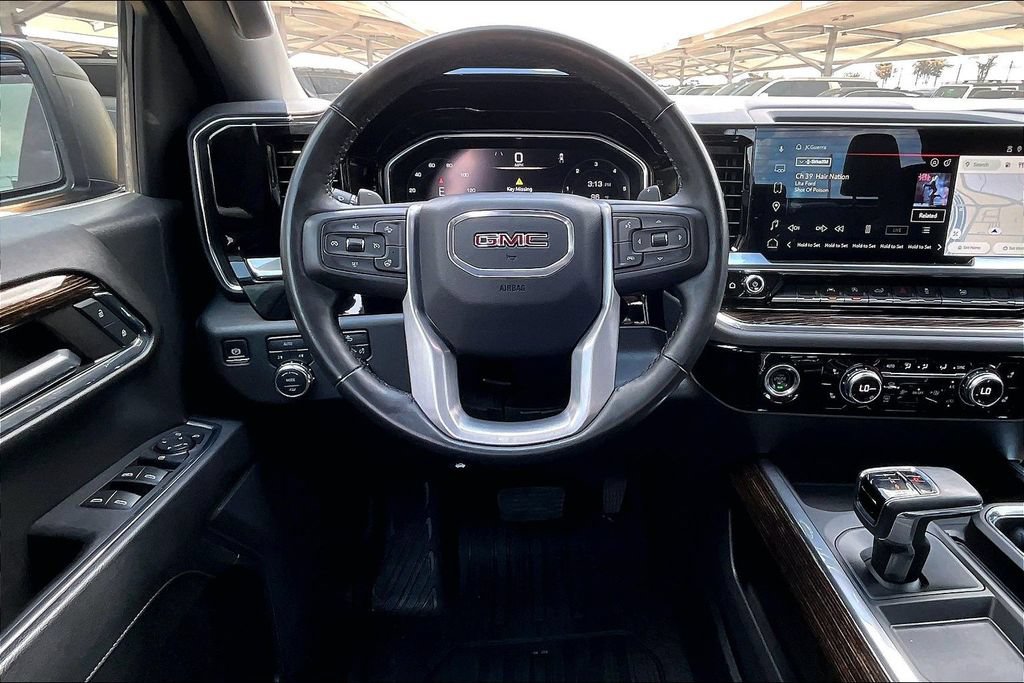 Used 2024 GMC Sierra 1500 Elevation AWD/4WD image 6