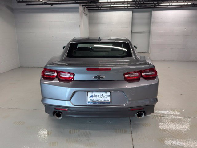 Used 2021 Chevrolet Camaro LT RWD image 6